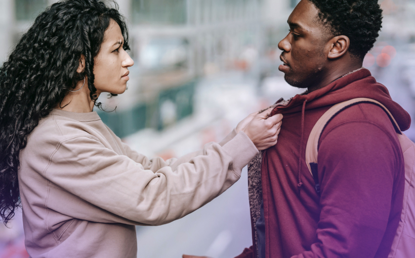 Controlling behavior is one of the signs you should break up with your partner