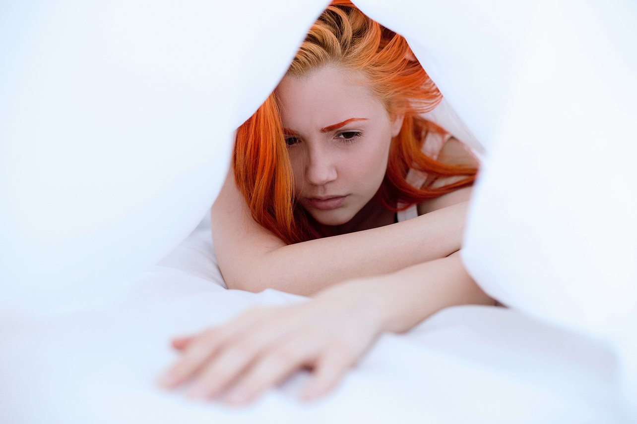 What Makes a Woman Insecure in a Relationship? Causes and Solutions